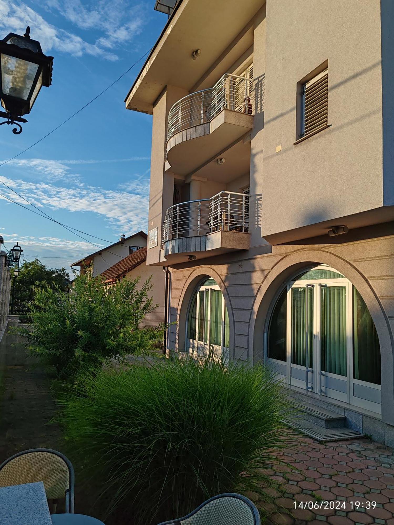 Guesthouse Jelic Teslić Екстериор снимка