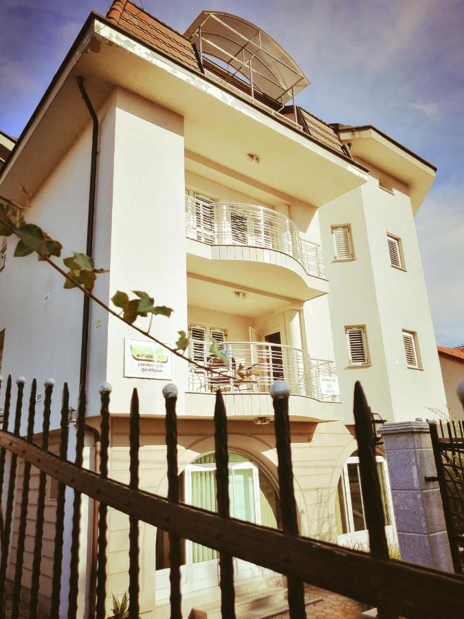 Guesthouse Jelic Teslić Екстериор снимка